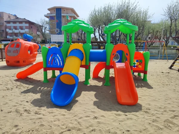 realizzazione stabilimento balneare viserba di rimini f1 playcenter per bambini